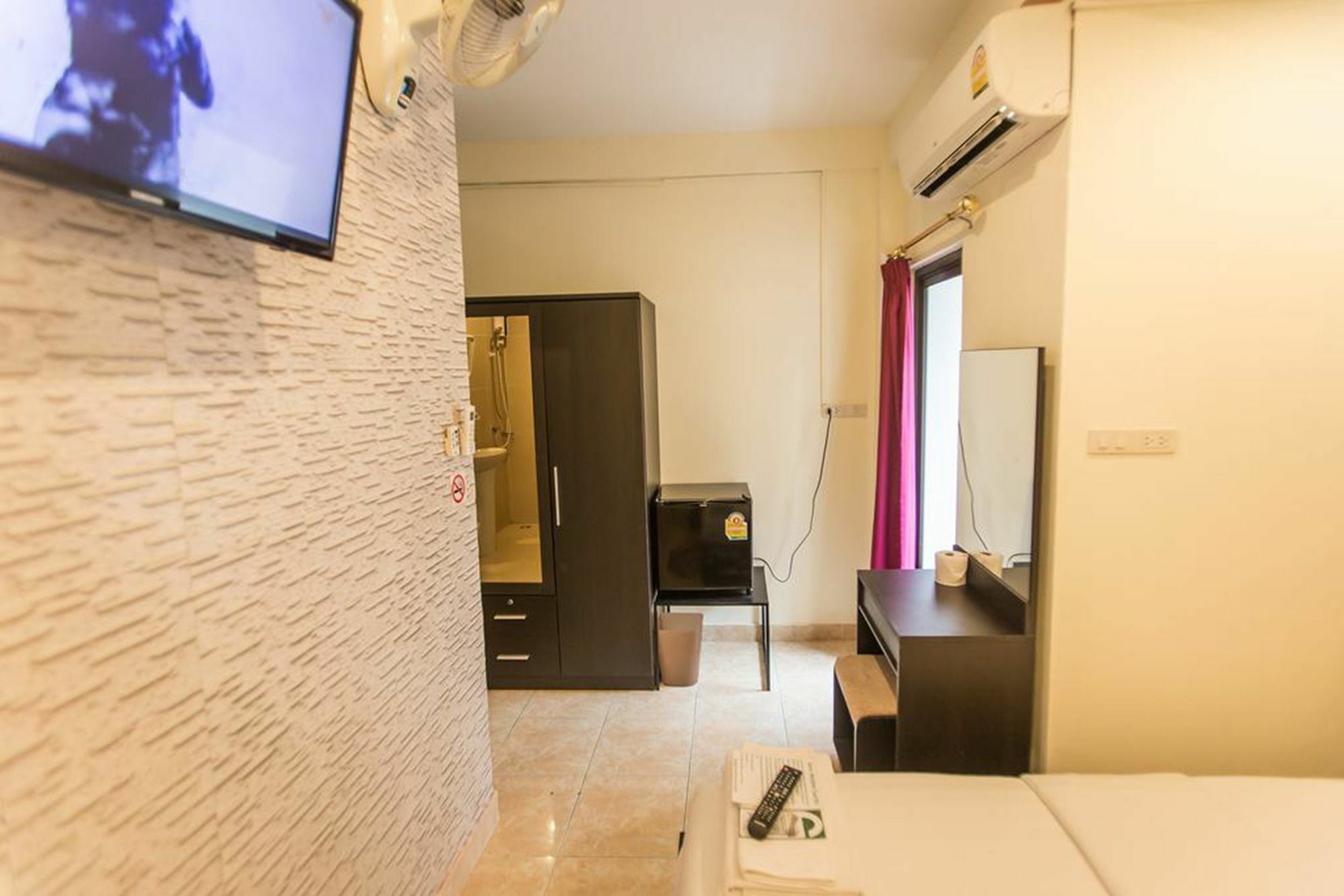 Retox Game On Hotel Pattaya Exterior foto