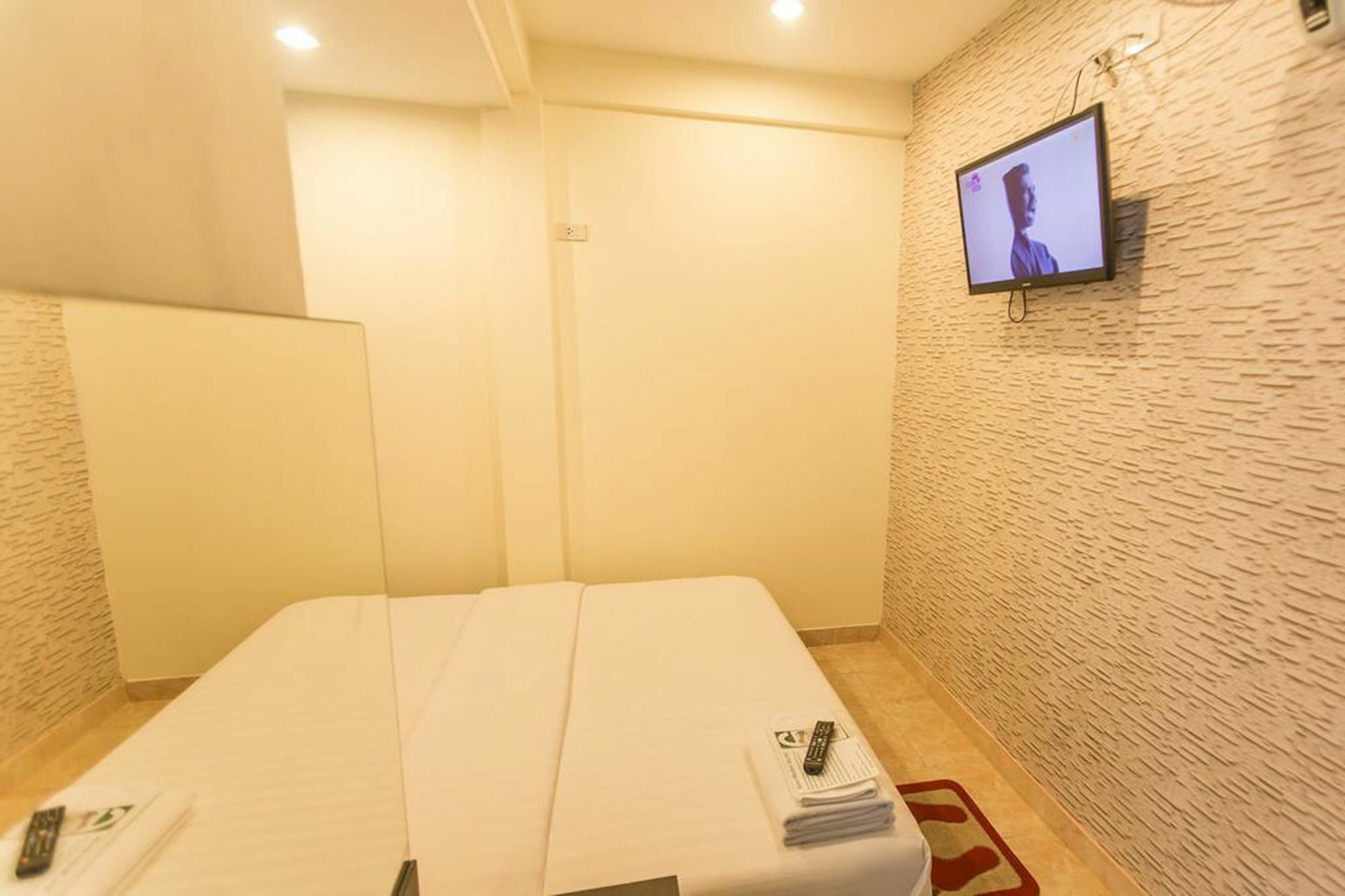 Retox Game On Hotel Pattaya Exterior foto