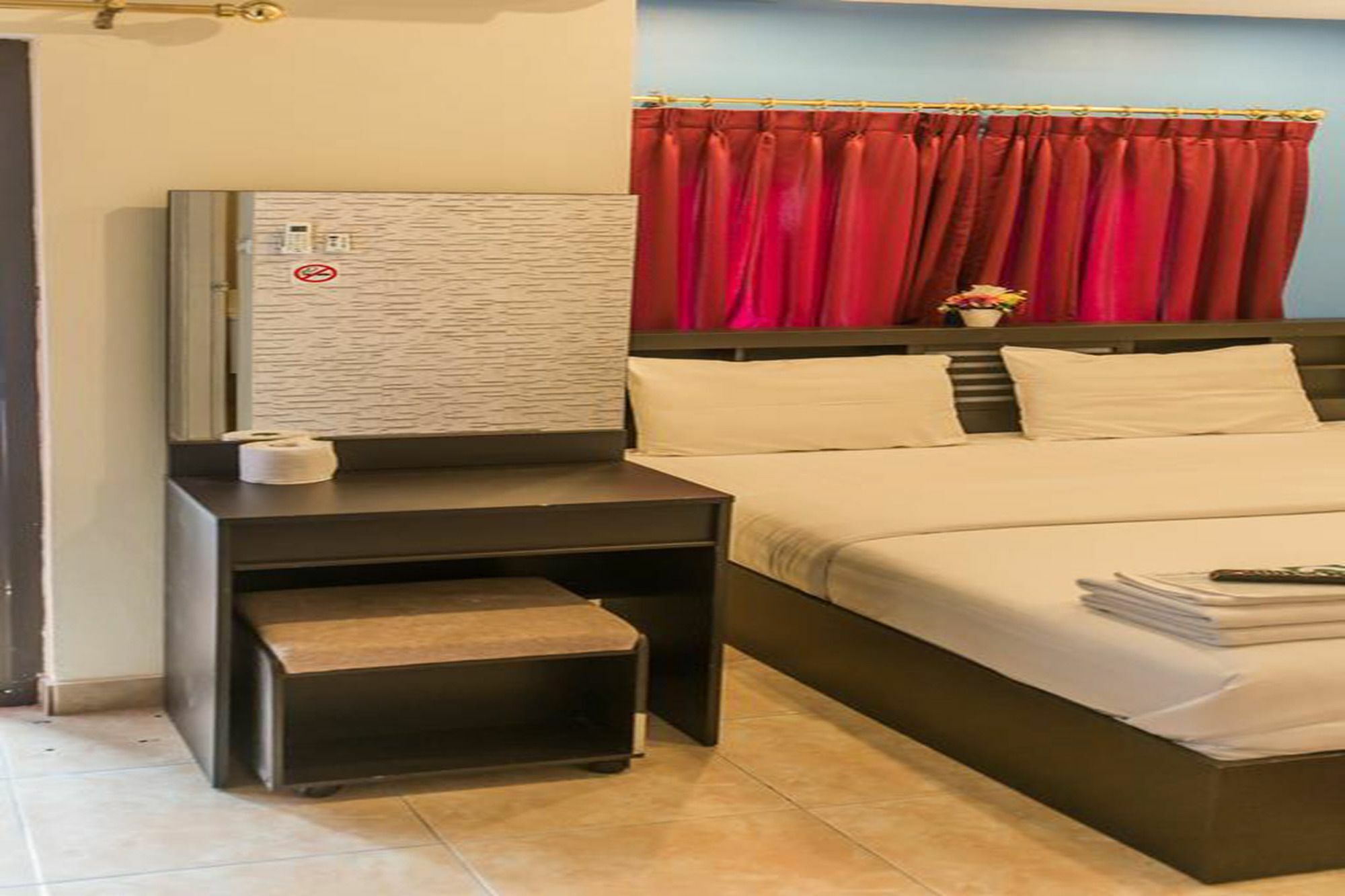 Retox Game On Hotel Pattaya Exterior foto